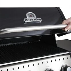 Broil King Baron 490 Inkl. Abdeckhaube & Gussplatte -Weben Geschaft 875282 BARON490 ACTION 01