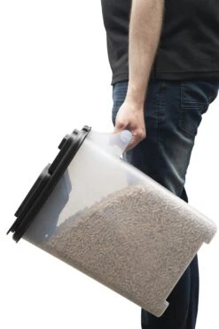 Broil King Pellet-Behälter -Weben Geschaft BK 66900 action 04