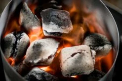 McBrikett KOKOKO EGGS 10kg -Weben Geschaft Kokoko Eggs durchgeglueht