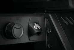 NAPOLEON Phantom Freestyle 425, Mit Edelstahl Rosten Und Tür, Mattschwarz -Weben Geschaft Phantom Freestyle F425DSIBPK PHM Detail Bottle Opener