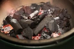 WILDFIRE Aroma Holzkohle Vom Apfelbaum 9 Kg/ Karton -Weben Geschaft bge wildfire charcoal appeltree 08 1